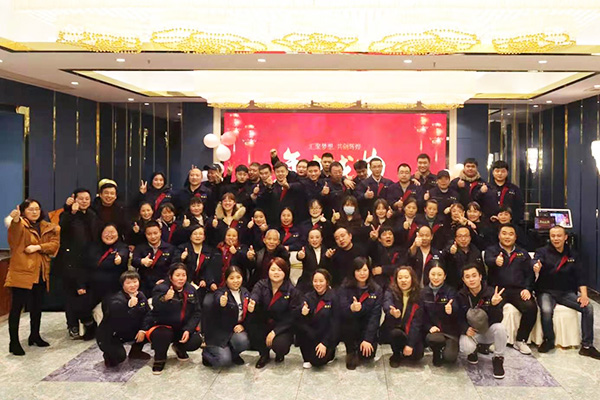 Our Team (4)